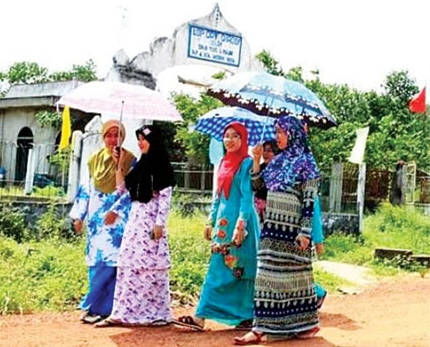 ວົງຄະນາຍາດຊາວເຜົ່າຈຳນະຄອນ ໂຮ່ຈີມິນ ຕ້ອນຮັບລະດູບານໃໝ່